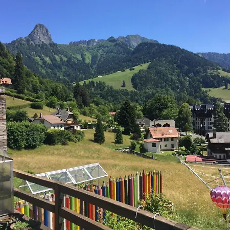 Frühstückspension Rb&b Au Pays Des Narcisses Les Avants